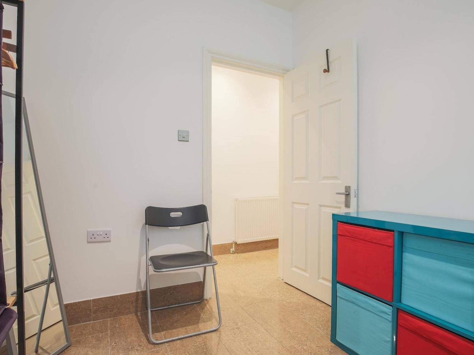 Apartamento Pass The Keys Stylish Flat - 20 Mins From Londres