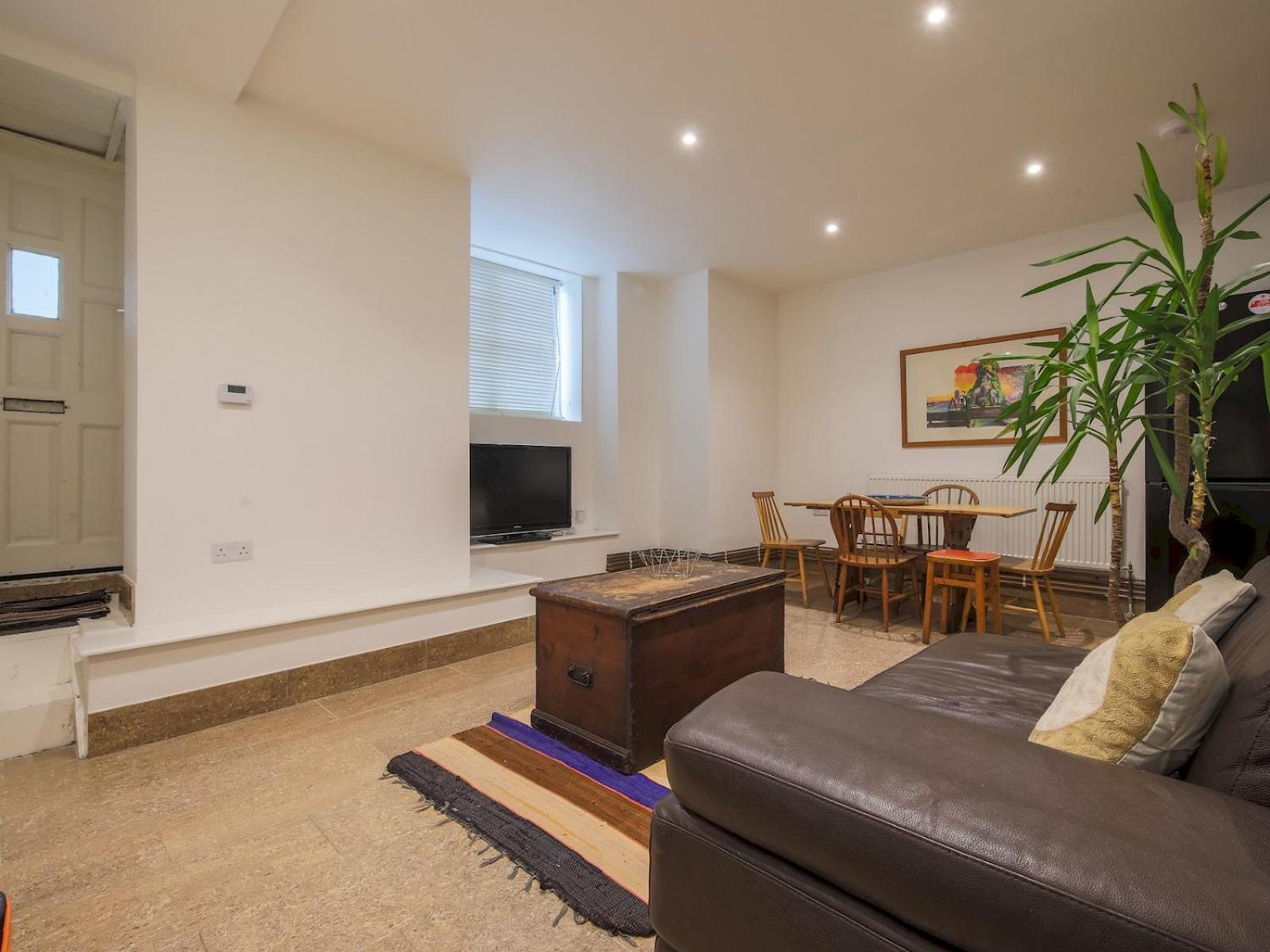 Pass The Keys Stylish Flat - 20 Mins From Apartamento Londres